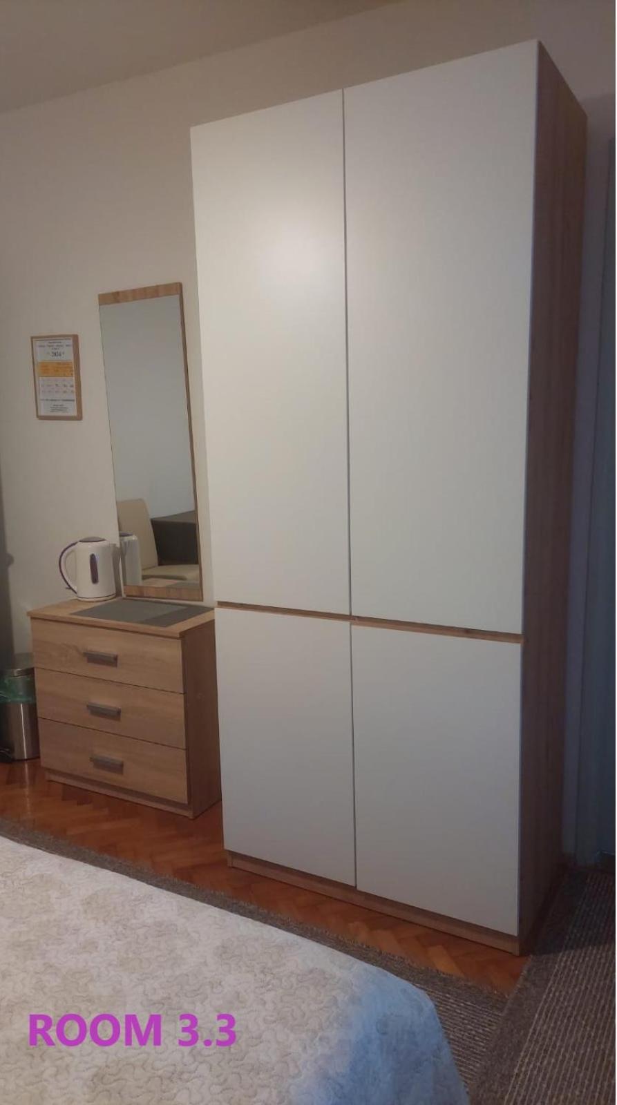 Guest House Lovric Пореч Екстериор снимка