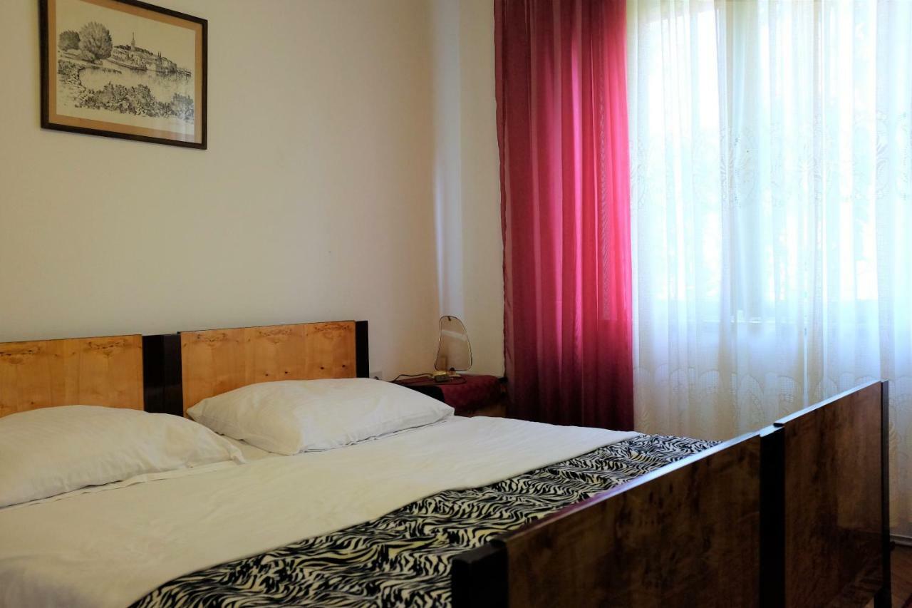 Guest House Lovric Пореч Екстериор снимка